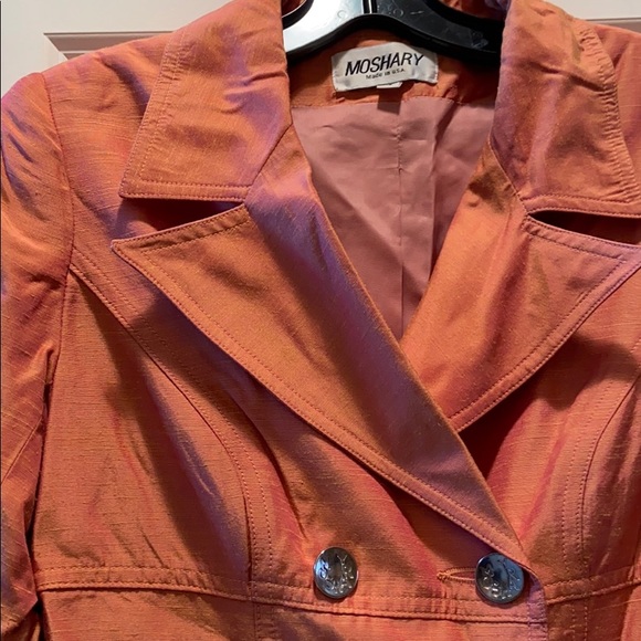 Beautiful salmon Moshary suit - Picture 2 of 5